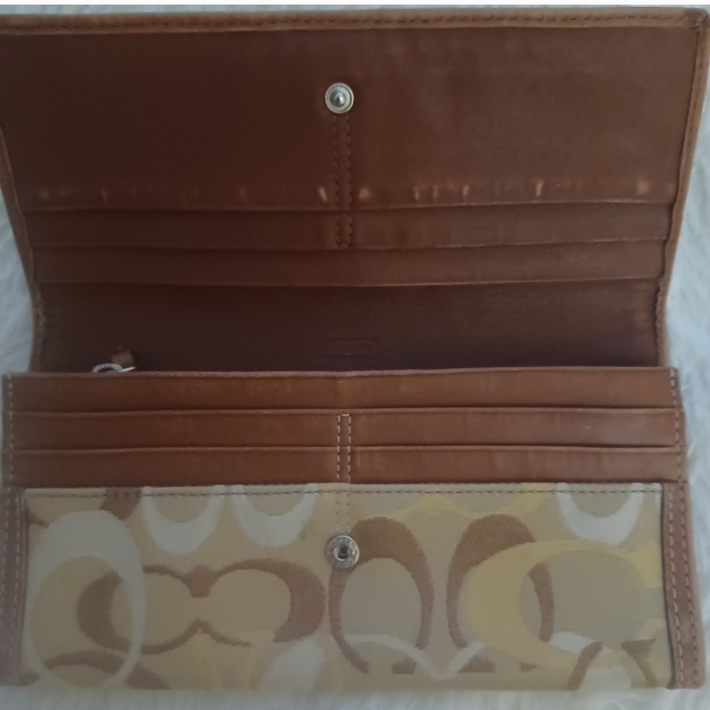 COACH Vintage Tan and Brown Signature Wallet ⭐️PROJECT⭐️ - Picture 3 of 7